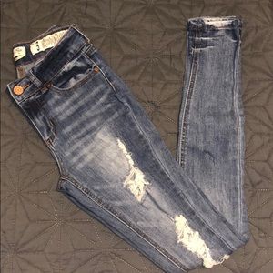 Distressed Skinny Jeans